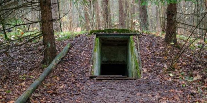 I Lived in a Bunker for Three Weeks. This Is How It Went